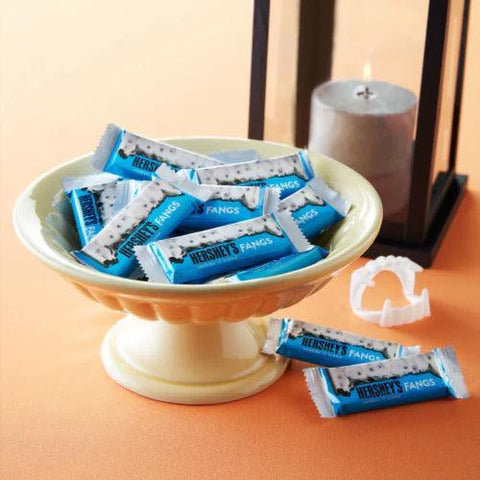 Hershey's Cookies 'n' Creme Fangs - FragFuel