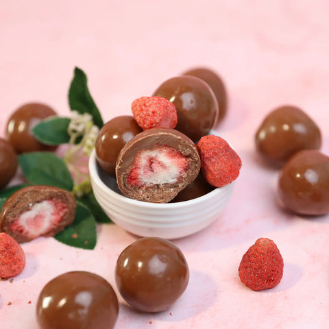 Freeze Dried Strawberry Milk Chocolate