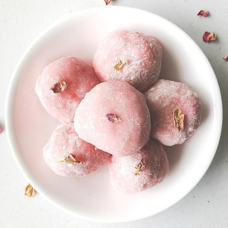 Q Brand Mochi (Strawberry) - FragFuel
