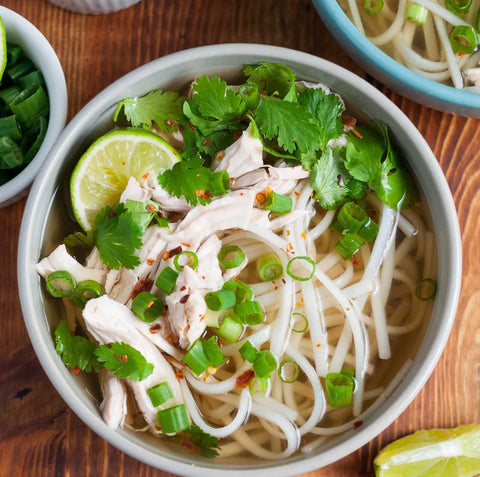 Héllô Pho Soup Chicken